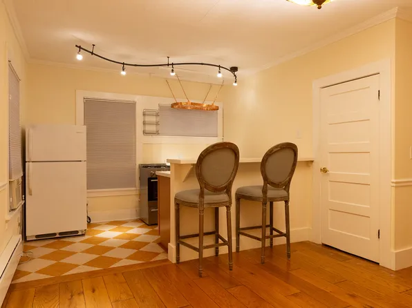 235 Emerson St #3, Palo Alto, CA 94301