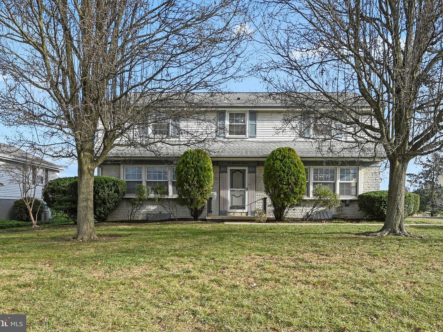 213 N Kinzer Ave, New Holland, PA 17557 Zillow