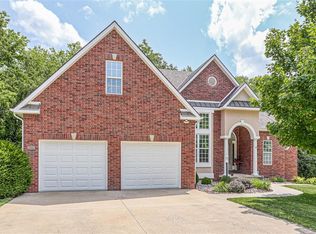 3401 Waterford Ct, Saint Joseph, MO 64506