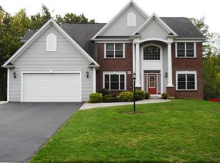 293 Cherry Creek Ln, Rochester, NY 14626