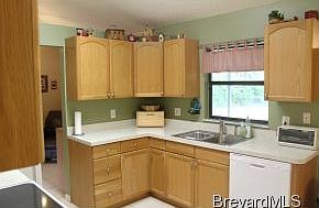 5th image of 39 Emerson Dr NW