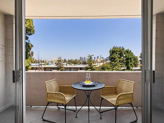 4th image of 421 S La Fayette Park Pl APT 503
