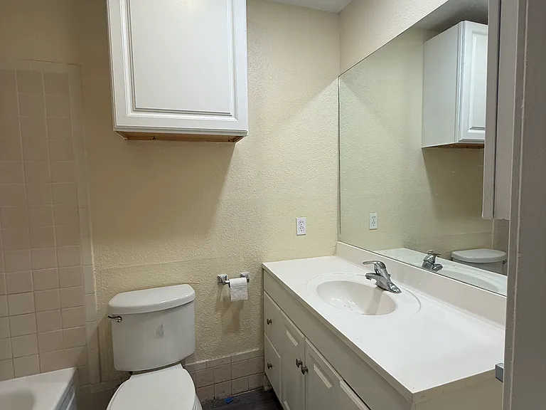 10815 Baltic St #1 — Photo 13