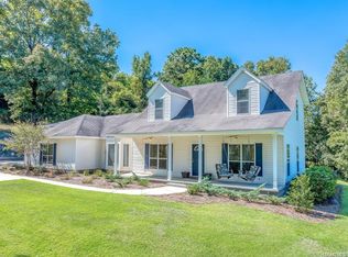 917 Cherokee Trl, Tallassee, AL 36078