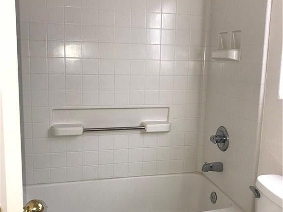 4th image of 8118 Watauga Ave