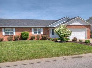 409 Erin Dr, Fairview Heights, IL 62208