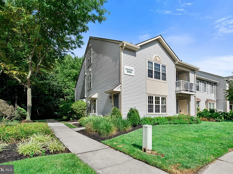 501 Harwood Ct #A — Photo 1