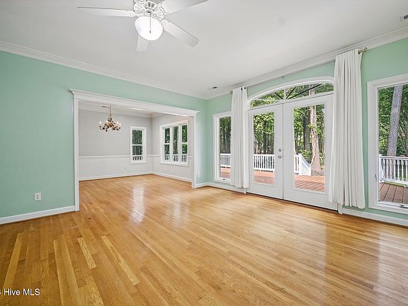 5th image of 120 Croatan Road
