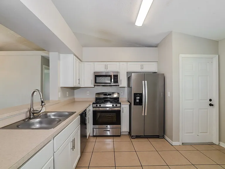 11837 Windflower Ct — Photo 7