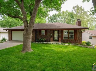 3610 SW Woodvalley Ter, Topeka, KS 66614