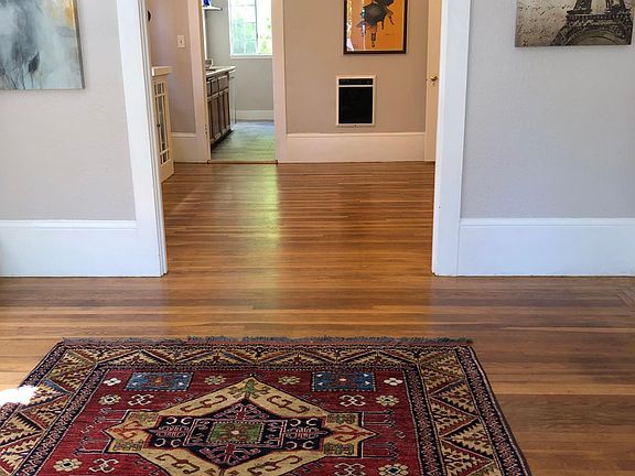 living room to dining room and kitchen