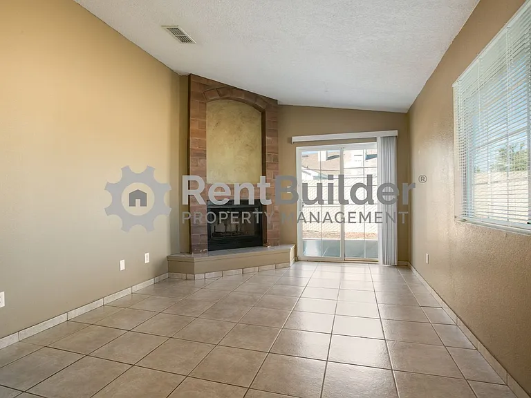10749 Capricorn Pl NW — Photo 12