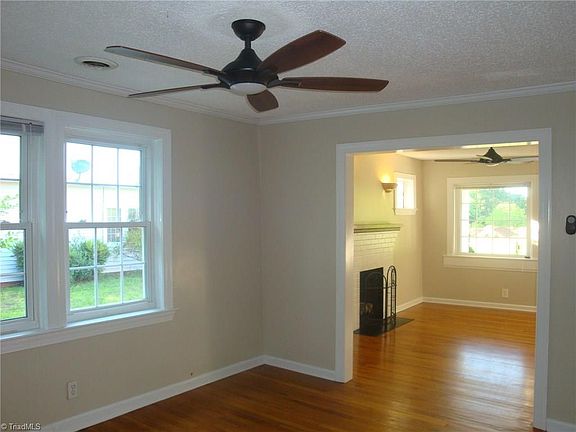3rd image of 7311 Shadyside Dr