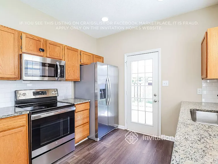 12000 Cartgate Ln — Photo 10