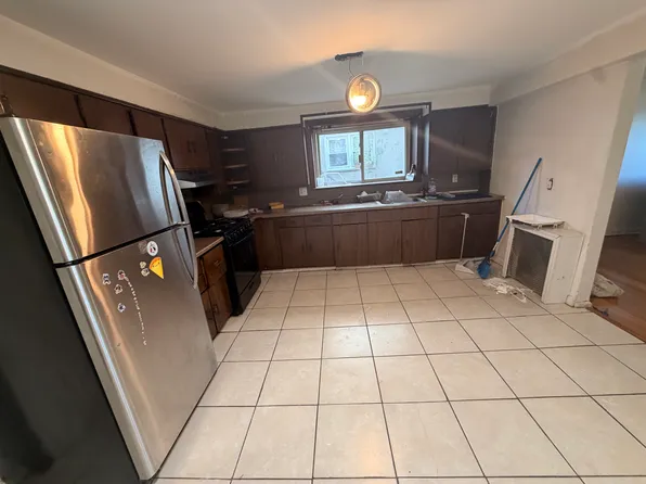 (undisclosed Address), Yonkers, NY 10704