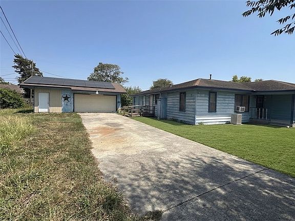 2nd image of 801 Ruben Chavez Rd