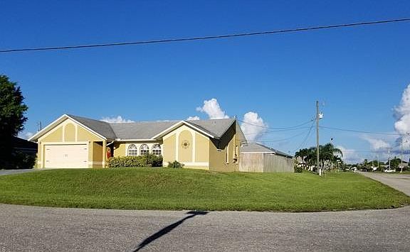 2nd image of 528 NE 19th Ct