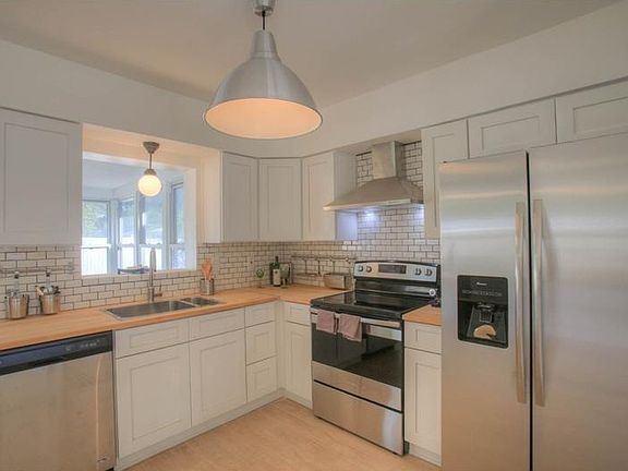 3rd image of 2135 Pocahontas Dr