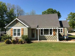 115 Lombardy Ln, Trenton, TN 38382