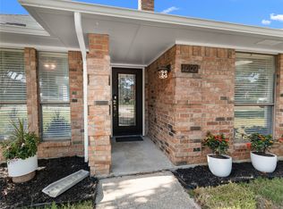 1609 Ginger Dr, Carrollton, TX 75007