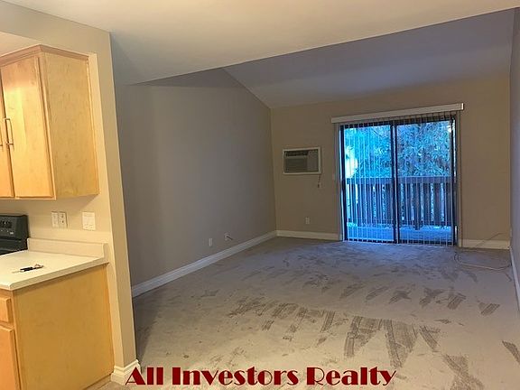 4th image of 10206 Black Mountain Rd APT 28-1