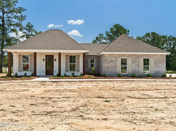 616 Hickory Grove Rd, Sumrall, MS 39482