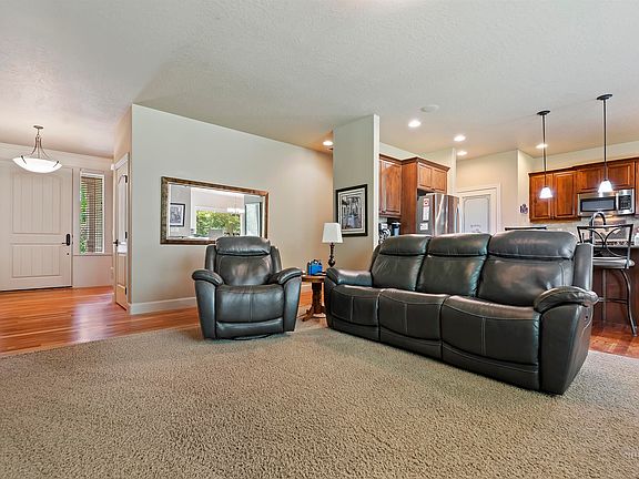 3rd image of 4880 N Saguaro Hills Ave
