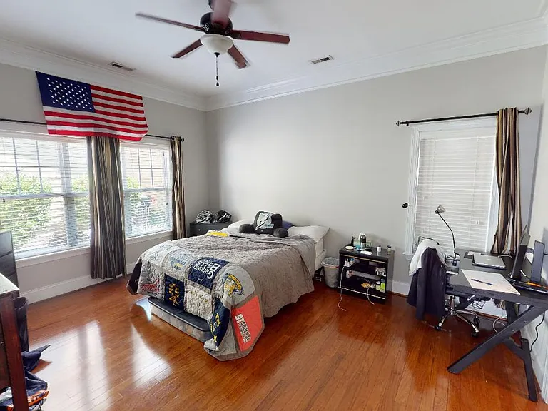1737 Lela Ave — Photo 11