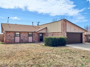 508 Vickie Dr, Yukon, OK 73099