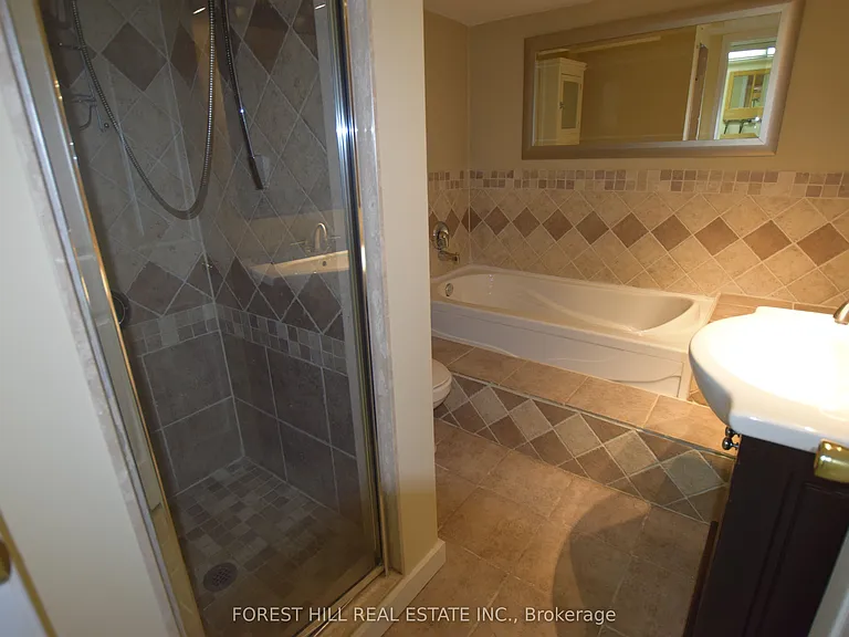 221 Park Home Ave — Photo 20