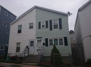 8 Knowlton St, South Boston, MA 02127