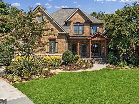 3rd image of 2551 Acacia Park Pl