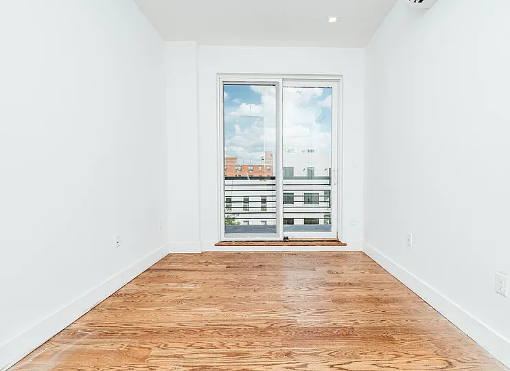1183 Gates Ave #3A — Photo 9