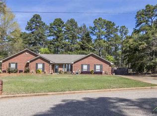 5756 Ramblewood Ln, Whitehouse, TX 75791