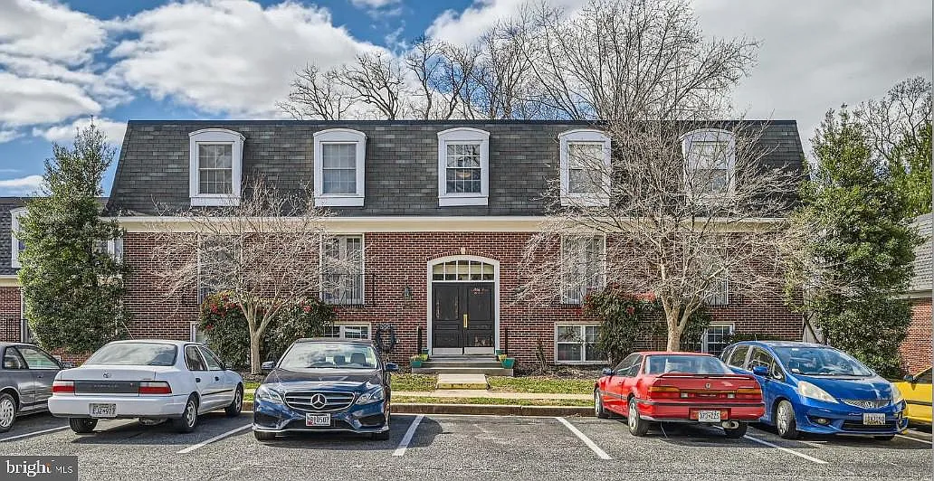 1 bed, 854 sqft, $1,650 — Photo 1