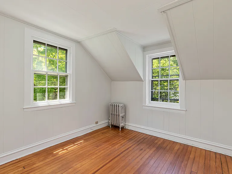 11 Milton Pl #2 — Photo 12