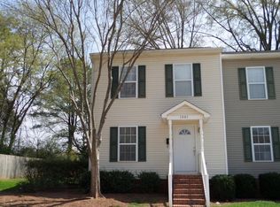 1001 Shades Pl, Raleigh, NC 27601