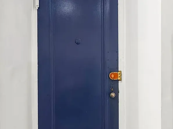 126 East 30th Street image 6 of 7