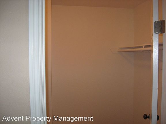 4th image of 1845 Bayview Heights Way #105
