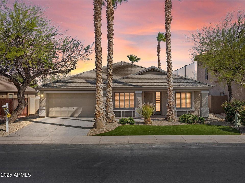 1st image of 42476 W CHISHOLM Drive