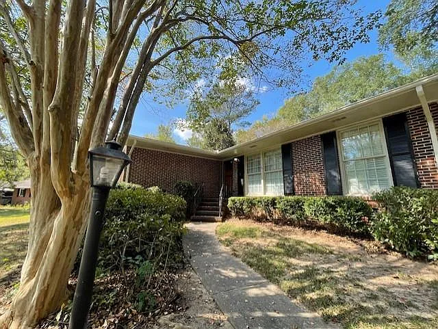 3935 Tifton Dr photo 1