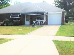 653 Birch Dr, Euclid, OH