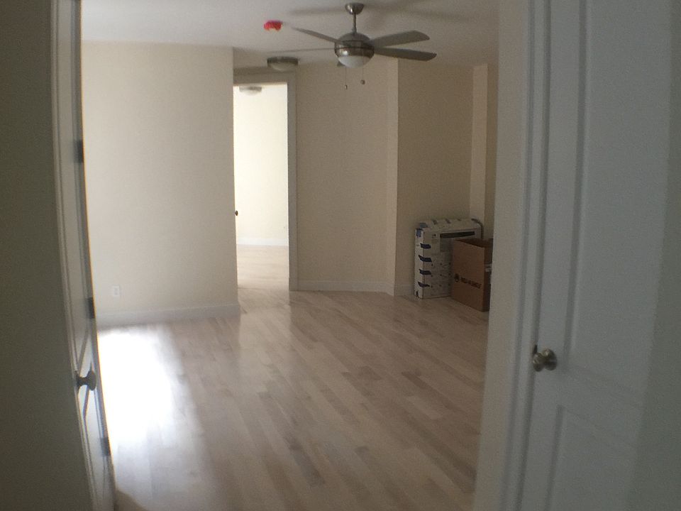1st image of 5008 Broadway APT 4H