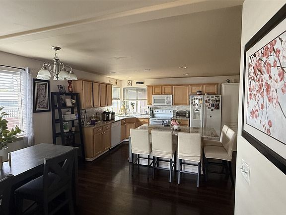 5th image of 1518 104th St S