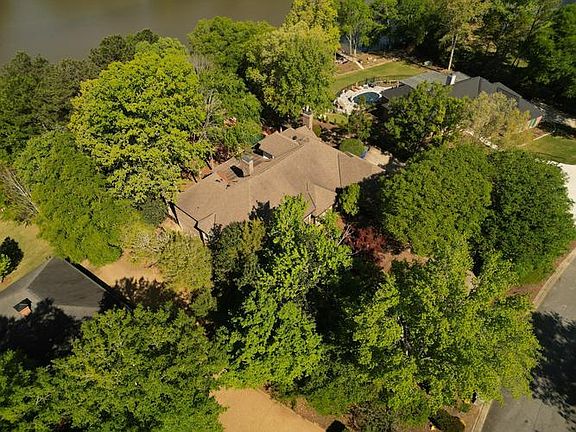 5th image of 7209 Stillwater Dr