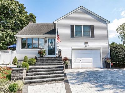 2316 Volante Pl, Westbury, NY, 11590