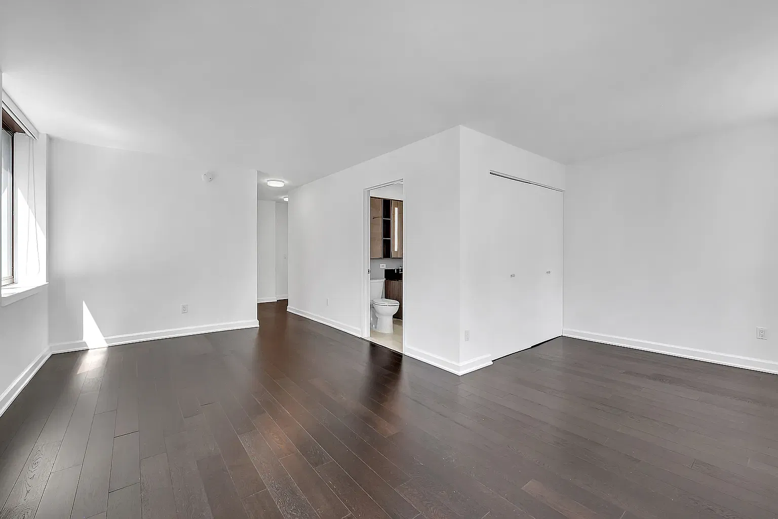 77 West 24th Street — Photo 4
