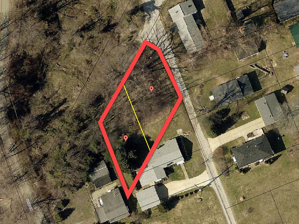 1st image of 35 Harrington Pt Pk
