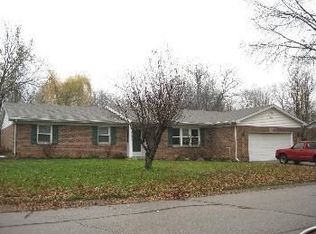 5011 W Sherwood Dr, Newburgh, IN 47630