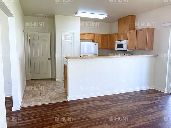 4th image of 2274 Lexington Dr